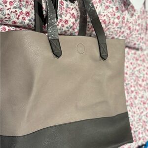 Elegant Two-Tone Gray and Black Tote Bag